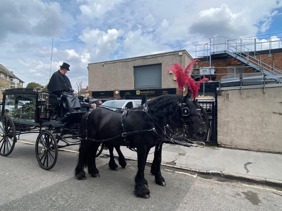 Images Rowland Brothers Funeral Directors