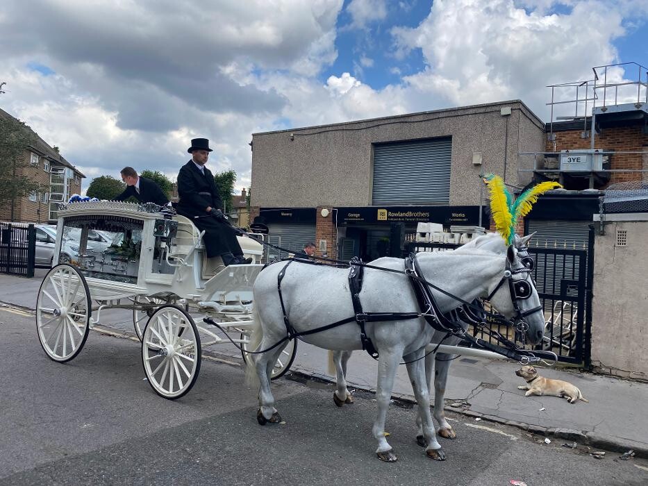 Images Rowland Brothers Funeral Directors