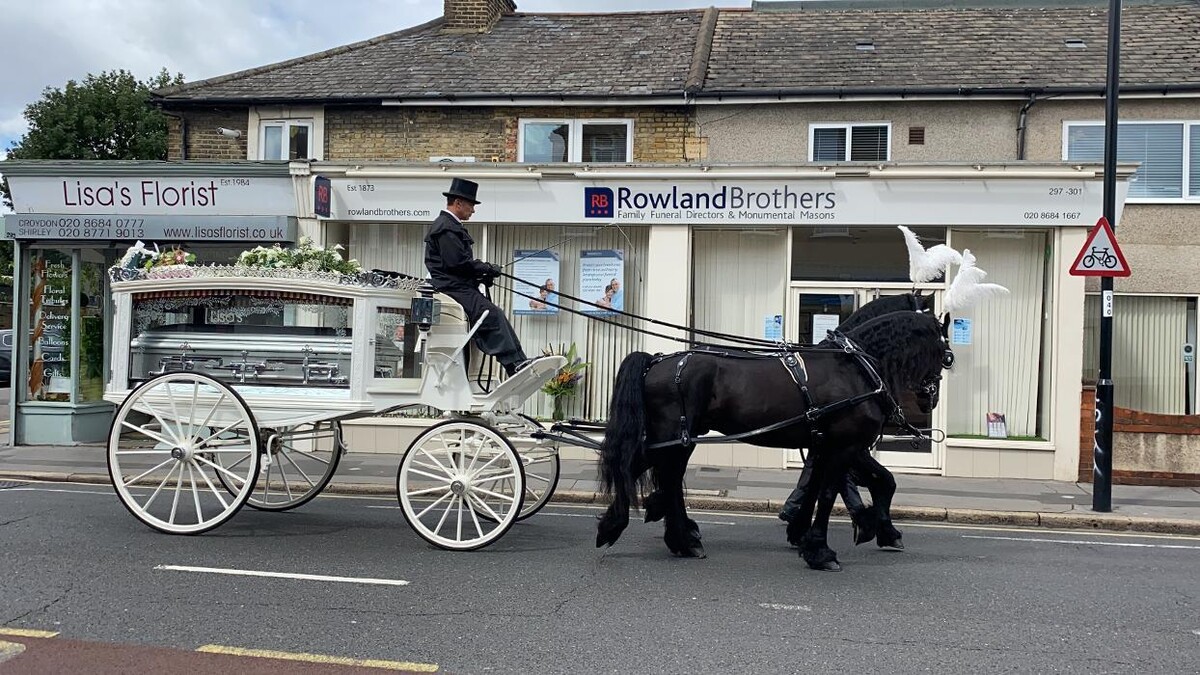 Images Rowland Brothers Funeral Directors