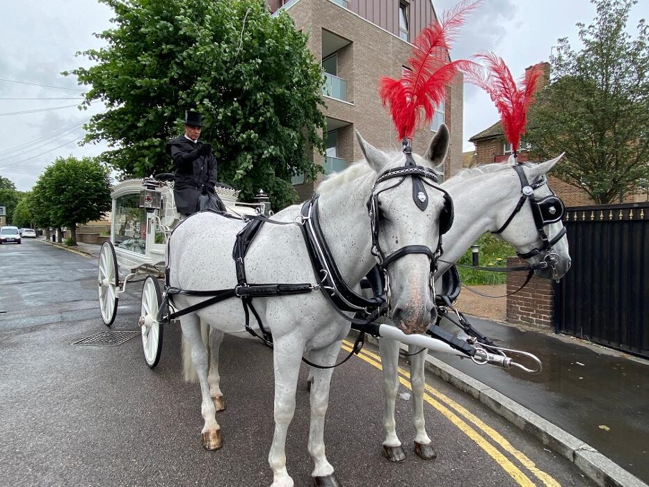 Images Rowland Brothers Funeral Directors