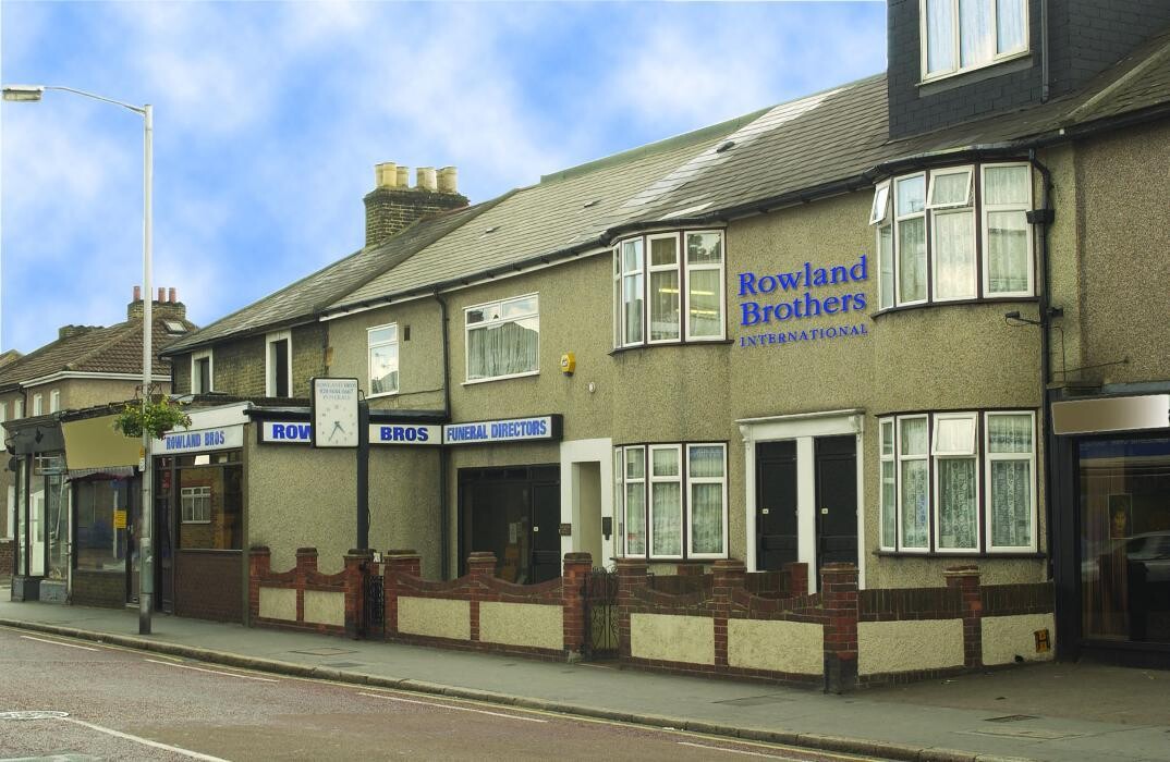 Images Rowland Brothers Funeral Directors