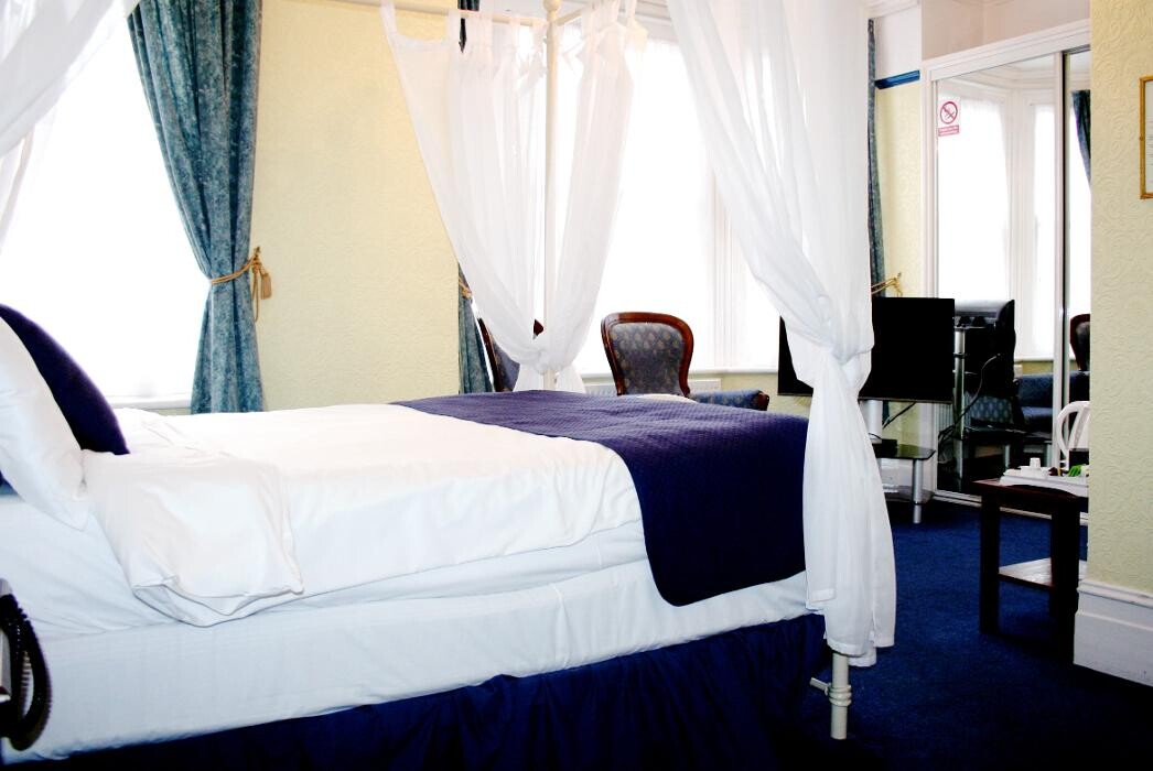 Images Ilfracombe House Hotel