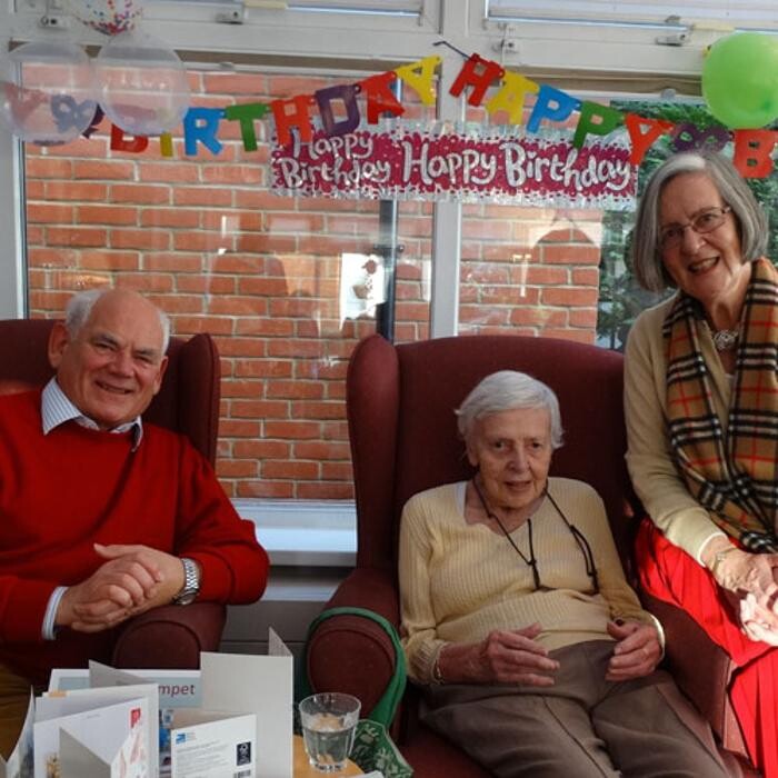 Images The Red House Care Home (Ashtead)