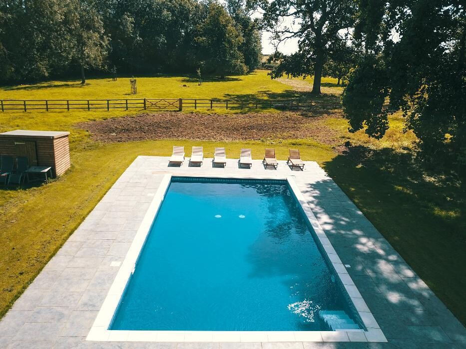 Images On-Site Pool Linings Ltd
