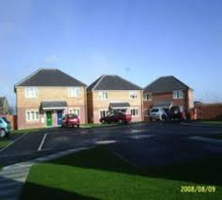 Images YWCA Yorkshire Fleming Gardens Project