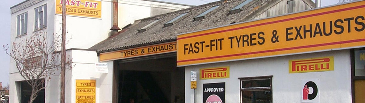Images Fast-Fit Tyres & Exhausts