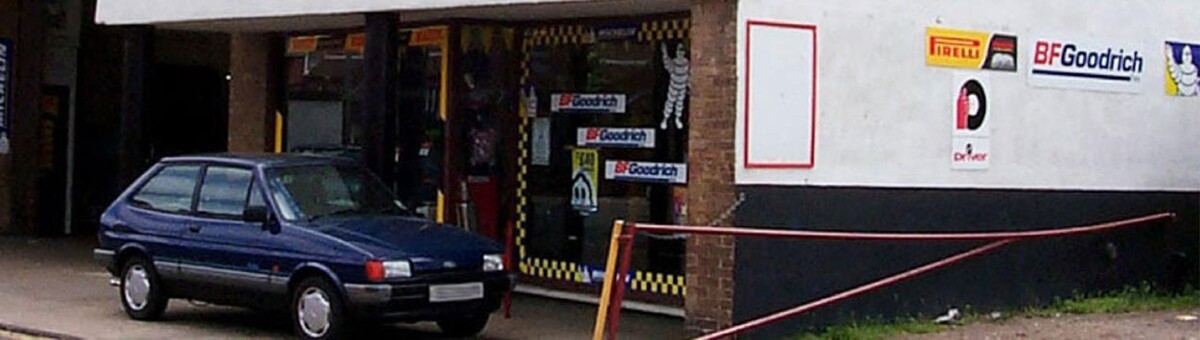 Images Fast-Fit Tyres & Exhausts