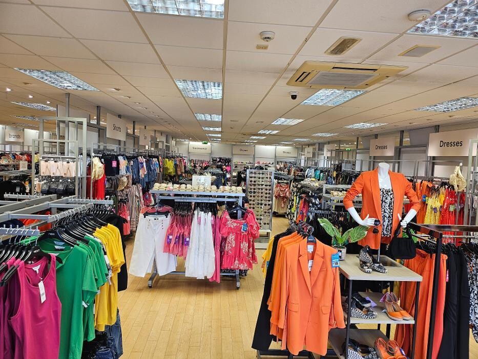 Images Next Outlet