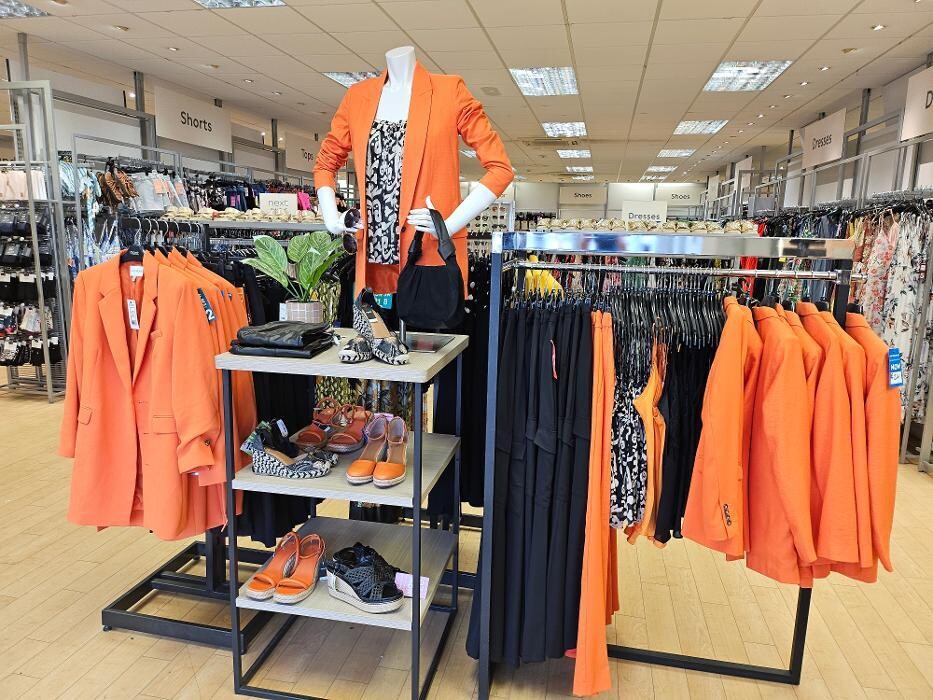 Images Next Outlet