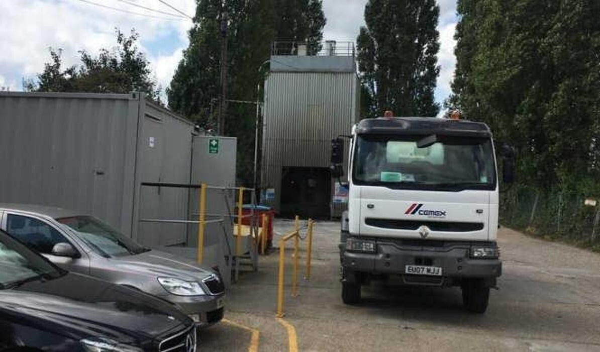 Images CEMEX Brentwood Concrete Plant