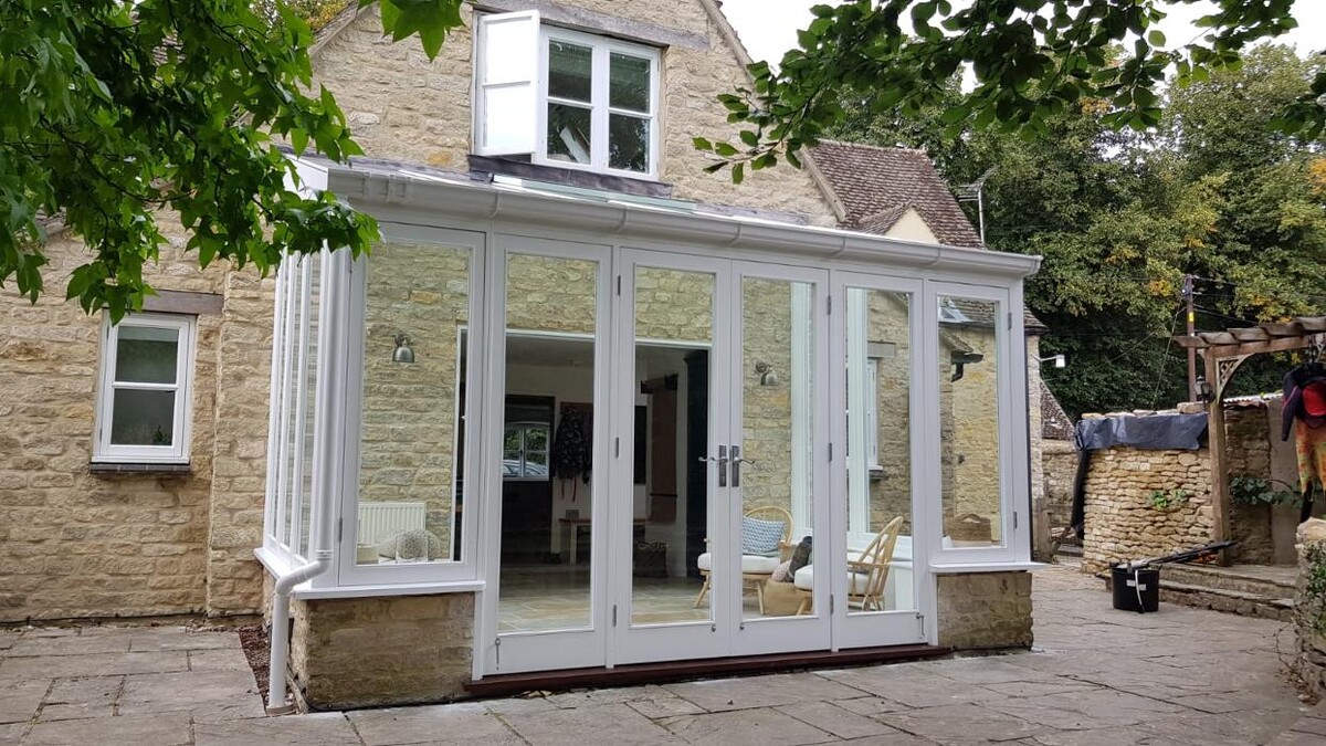 Images Mark George Conservatories