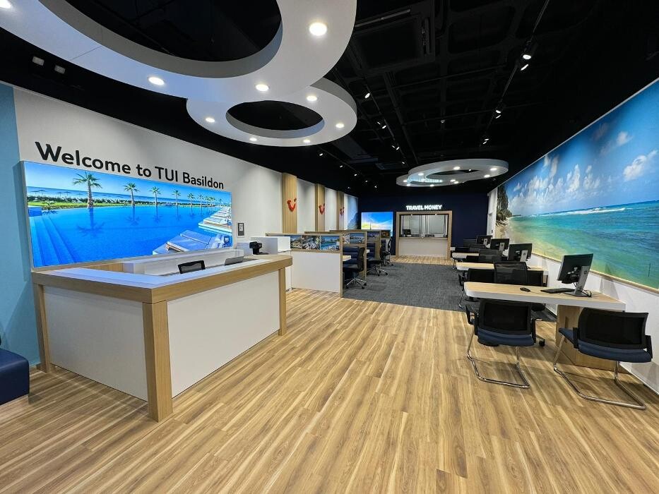 Images TUI Holiday Store