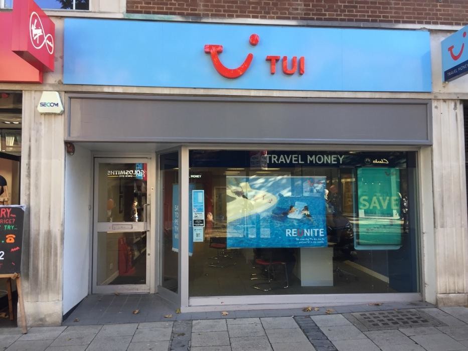 Images TUI Holiday Store