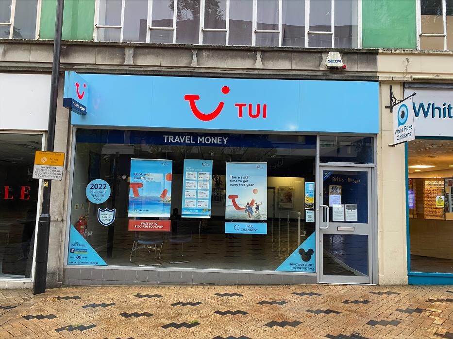 Images TUI Holiday Store