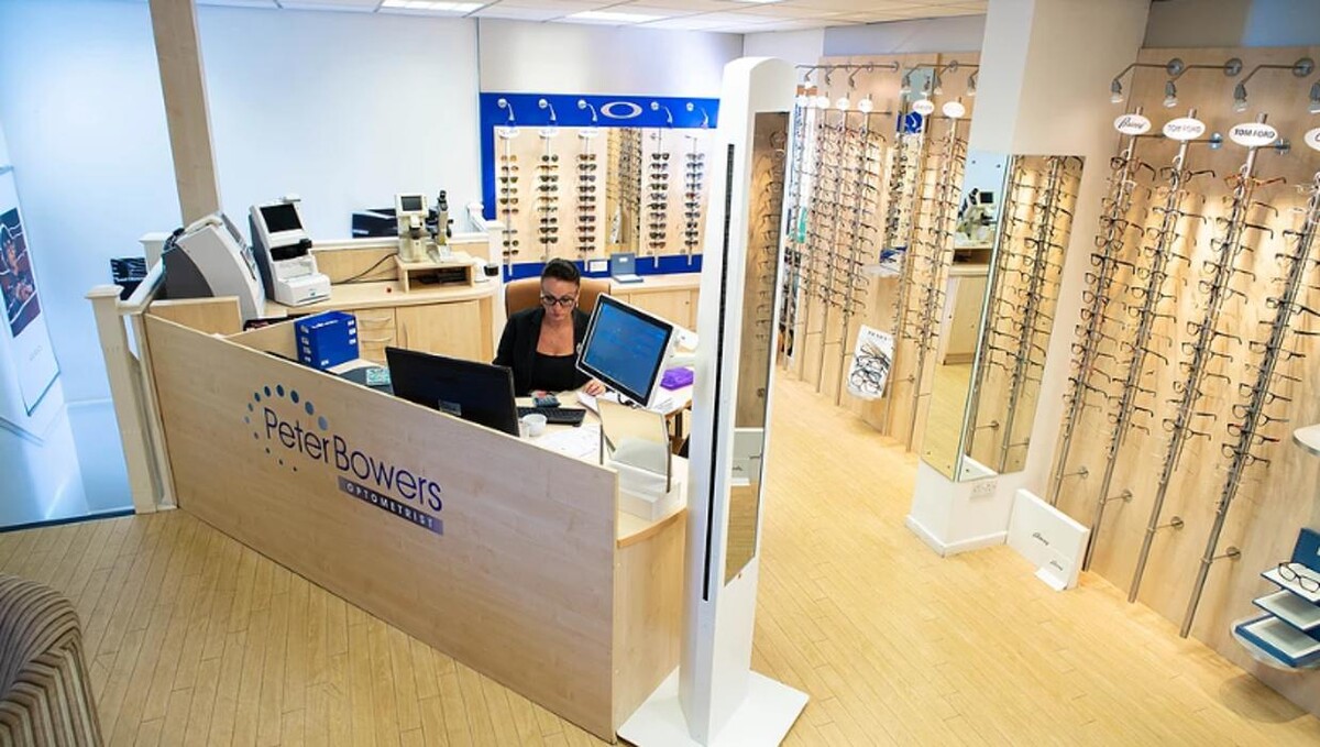 Images Peter Bowers Optometrist