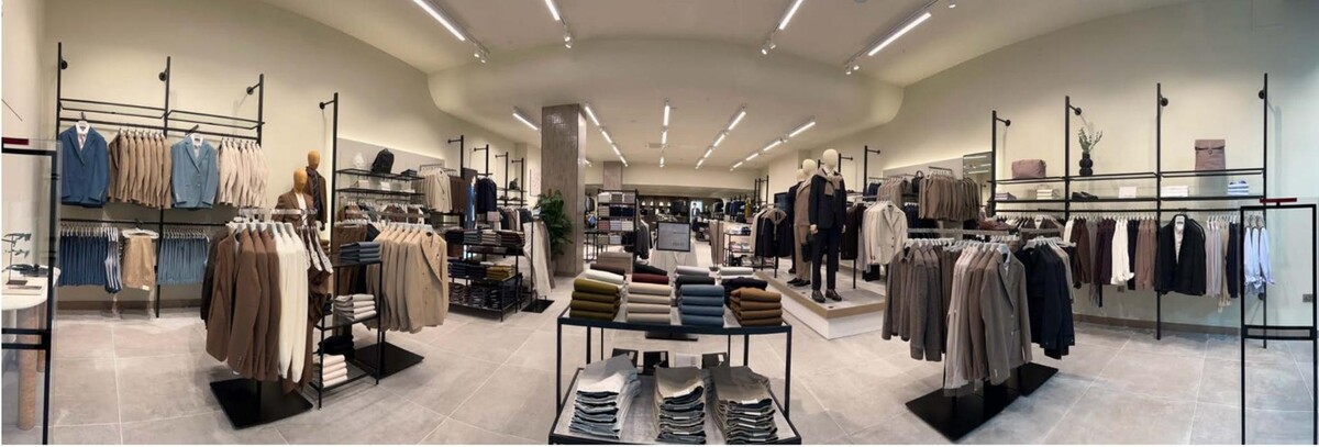 Images Moss Bros Trafford Park