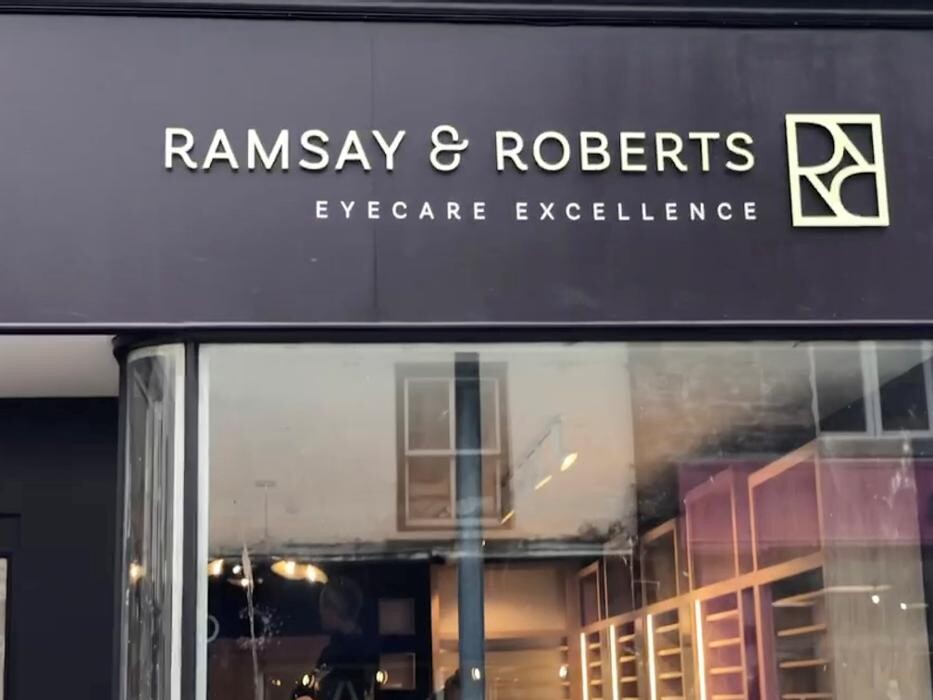 Images Ramsay & Roberts Eyecare Excellence