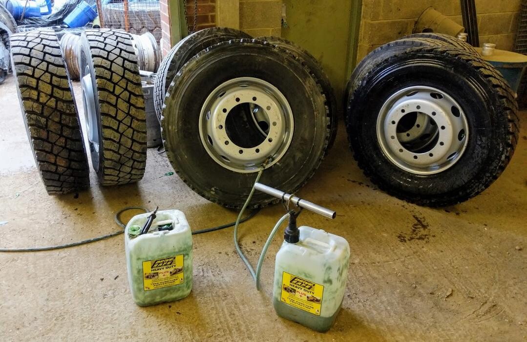 Images Drivesafe Tyre Sealant