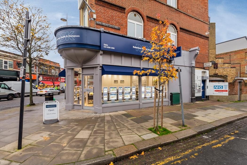 Images Robertson Smith & Kempson Acton Estate Agents