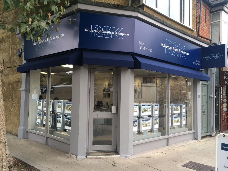 Images Robertson Smith & Kempson Hanwell Estate Agents