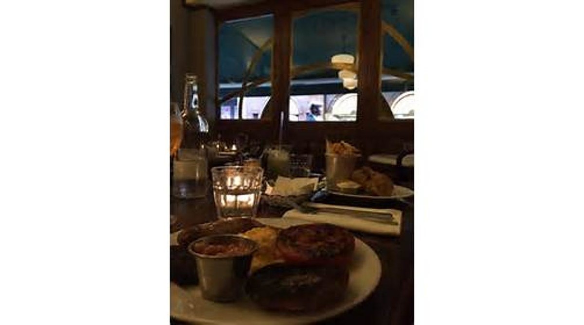 Images Cafe Boheme