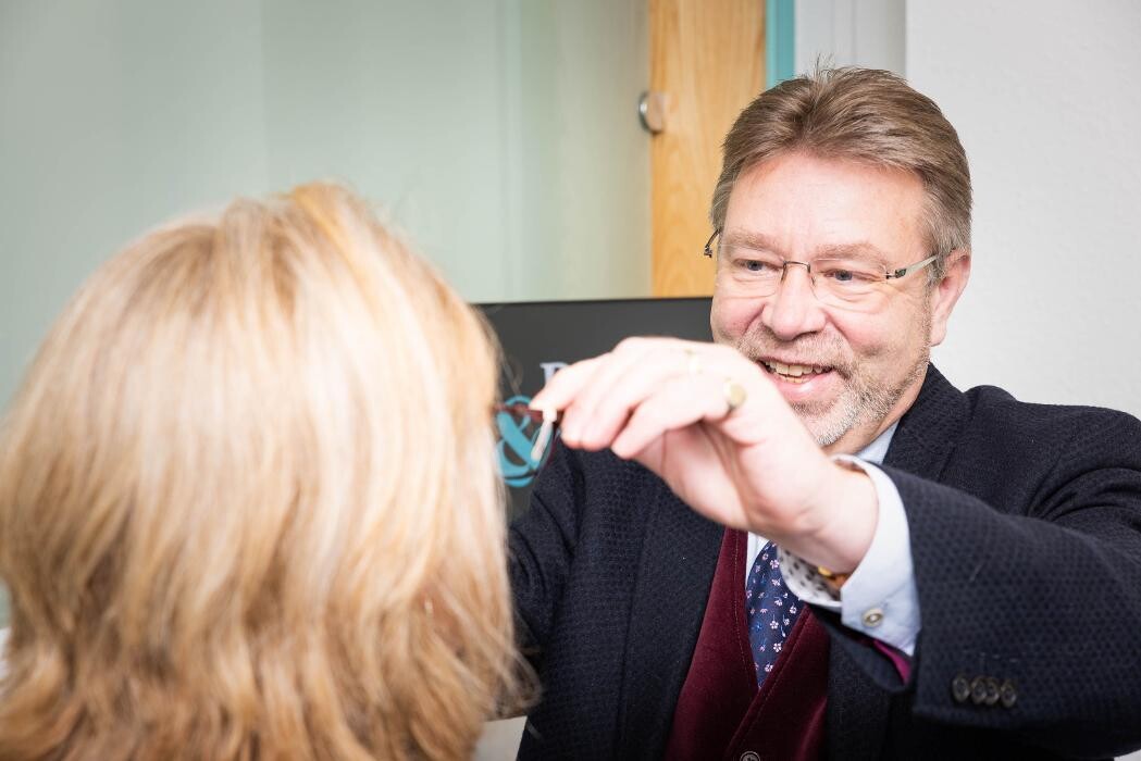 Images Bennett & Rogers