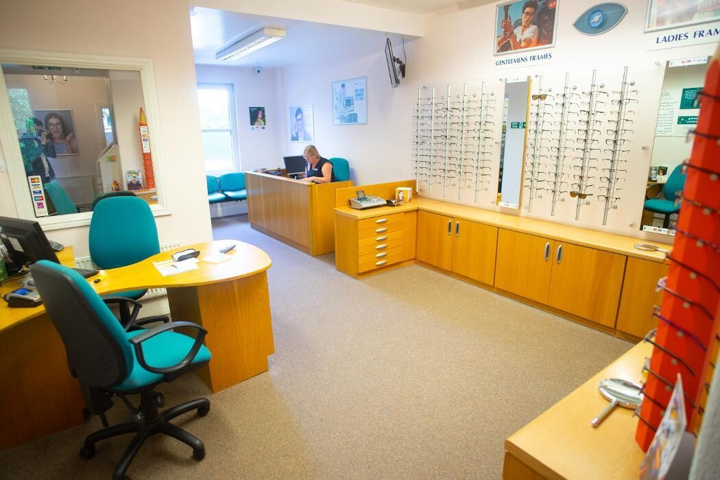 Images Staples Opticians