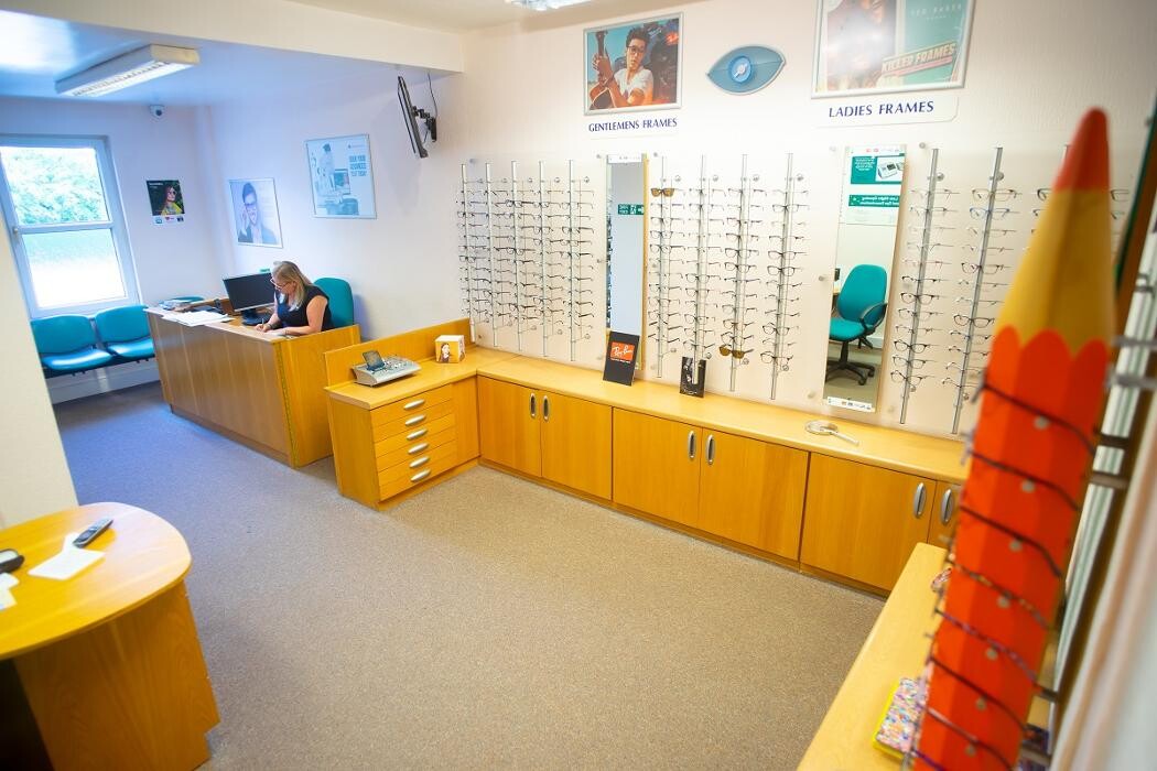 Images Staples Opticians