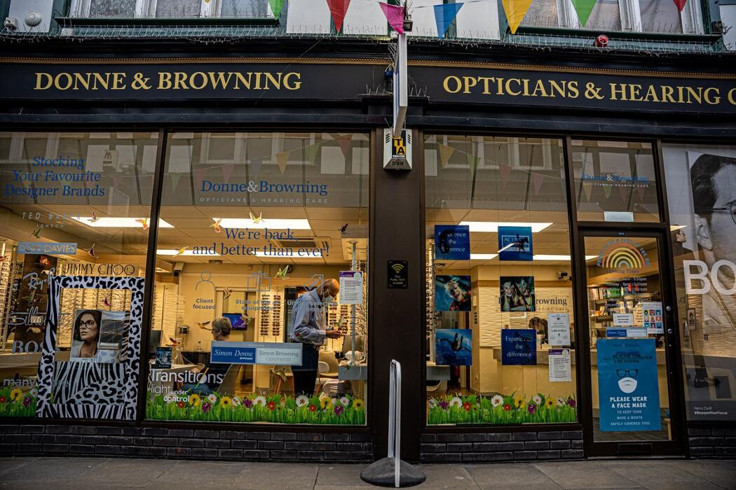 Images Donne & Browning Opticians