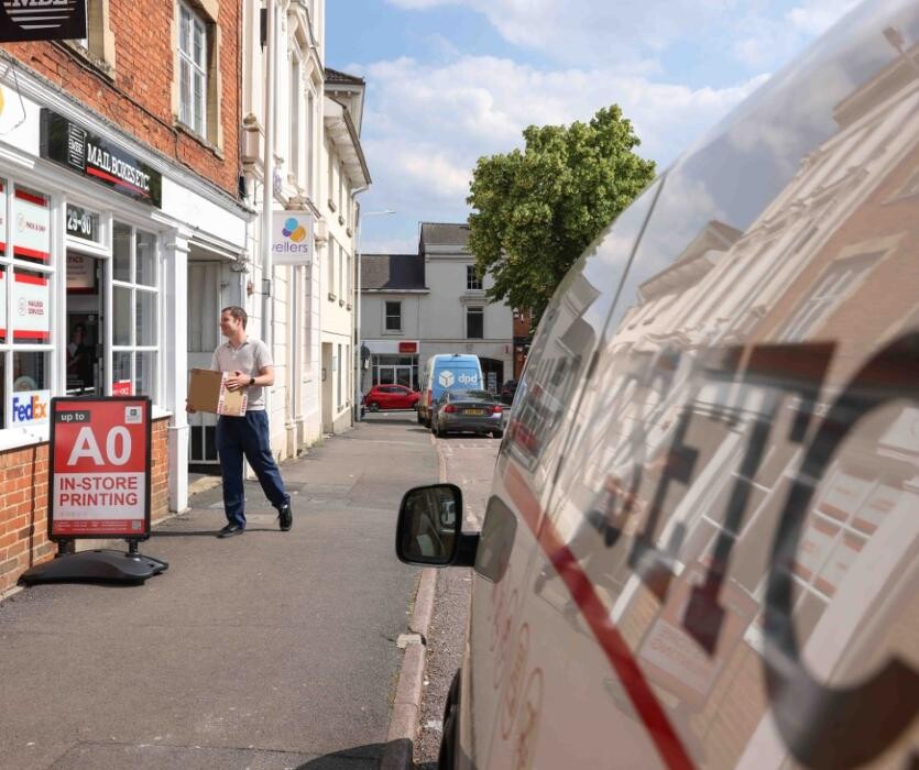 Images Mail Boxes Etc. Banbury