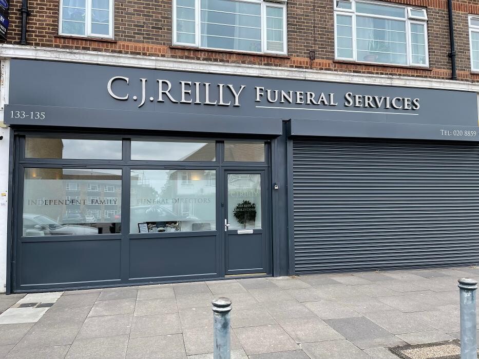 Images C J Reilly Funeral Services