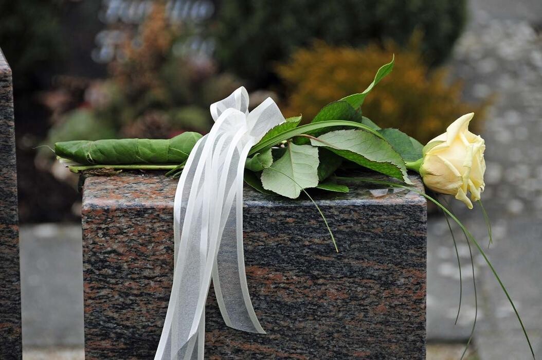 Images C J Reilly Funeral Services