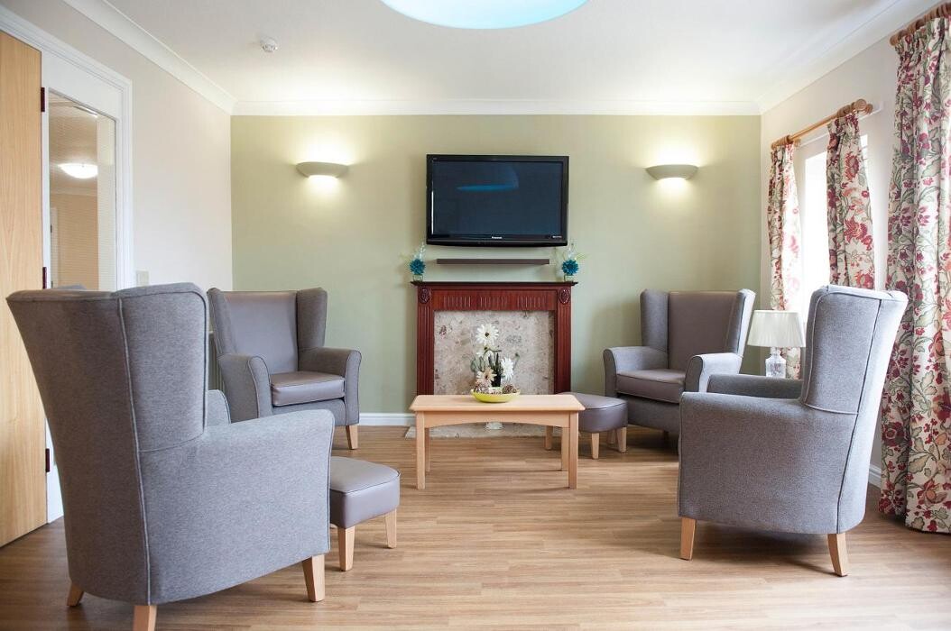 Images Abbotsleigh Mews Care Home - Bupa