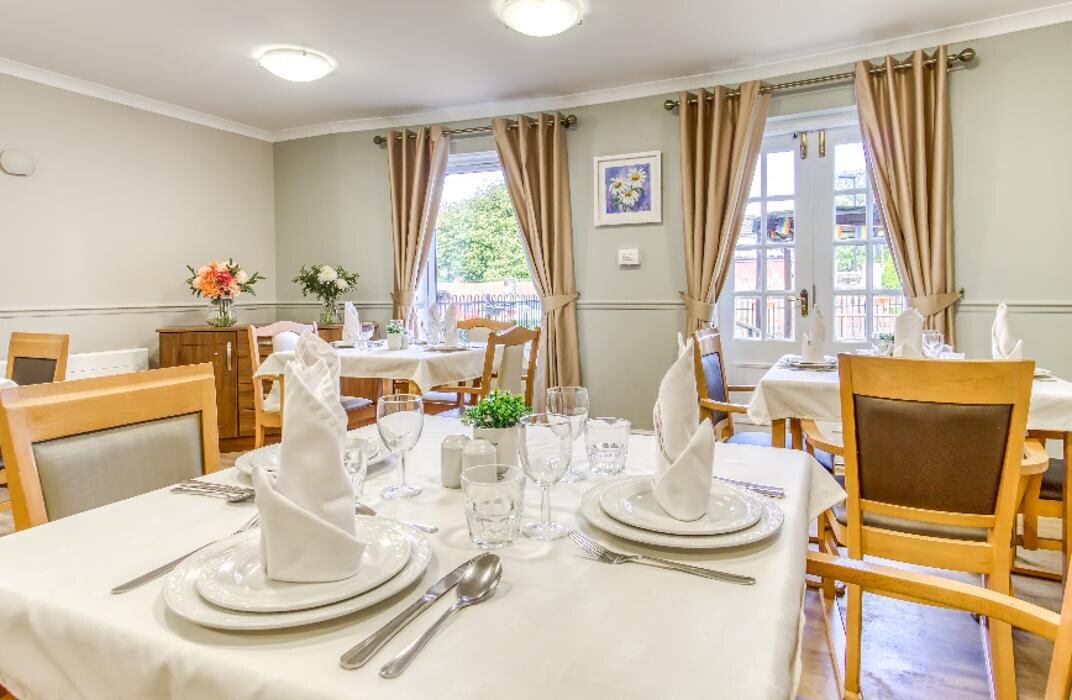 Images Wilton Manor Care Home - Bupa