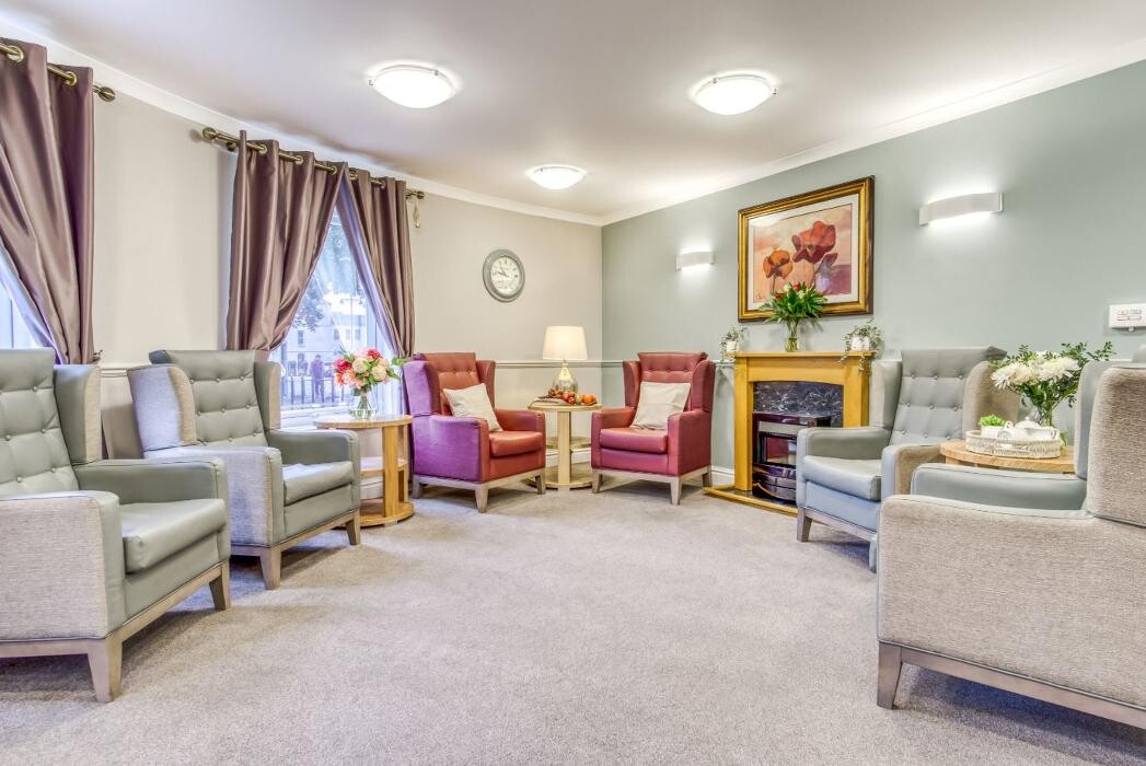 Images Wilton Manor Care Home - Bupa