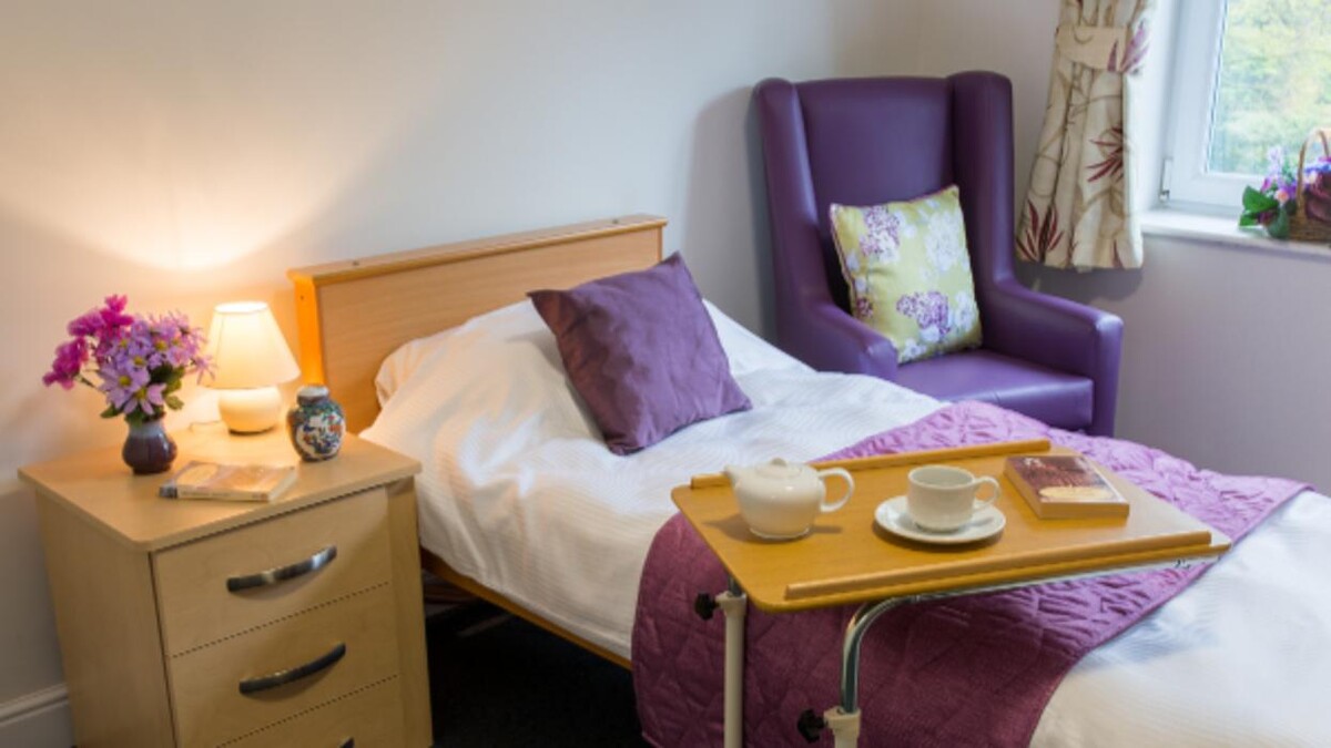 Images Oak Lodge Care Home - Bupa
