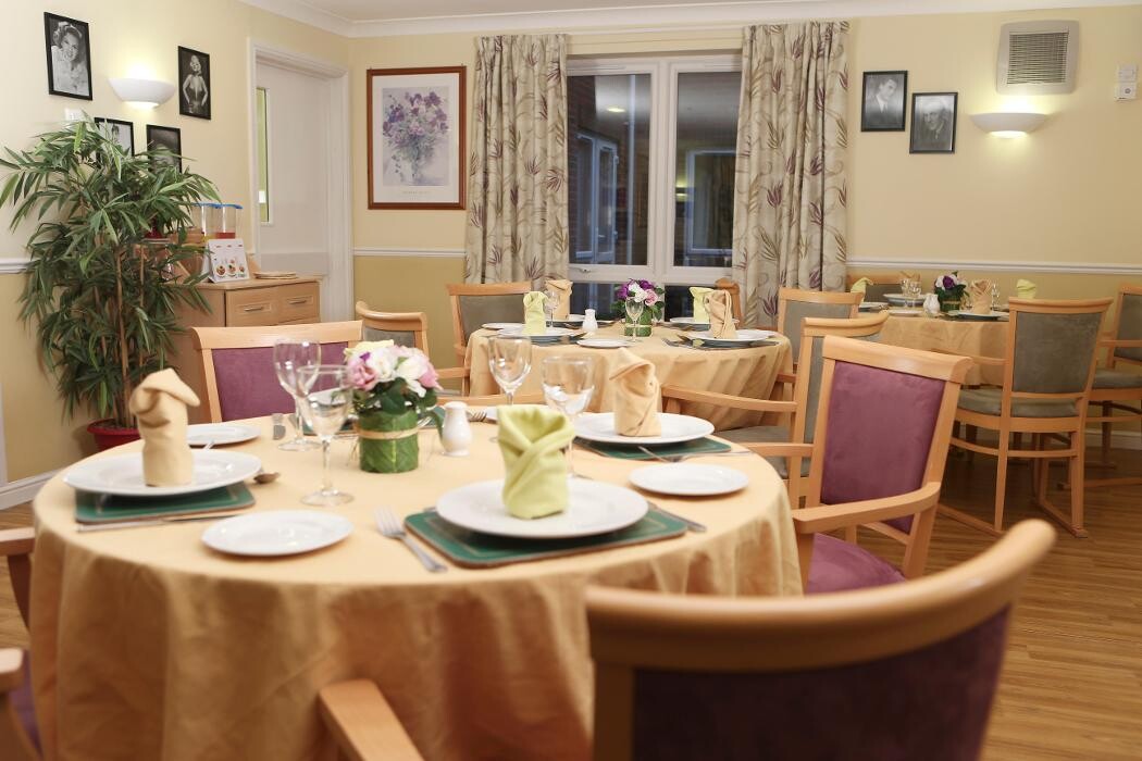 Images The Springs Care Home - Bupa