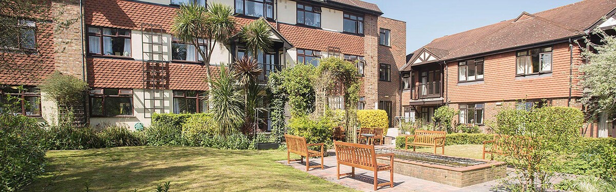 Images Westcombe Park Care Home - Bupa