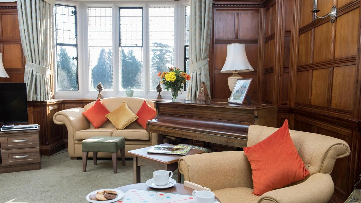 Images Pendean House Care Home - Bupa