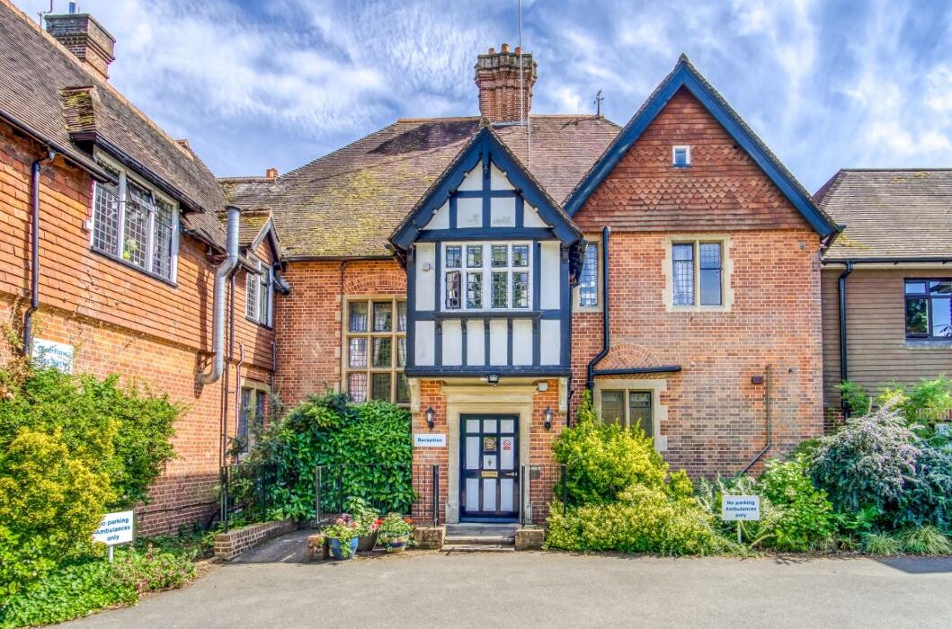 Images Pendean House Care Home - Bupa
