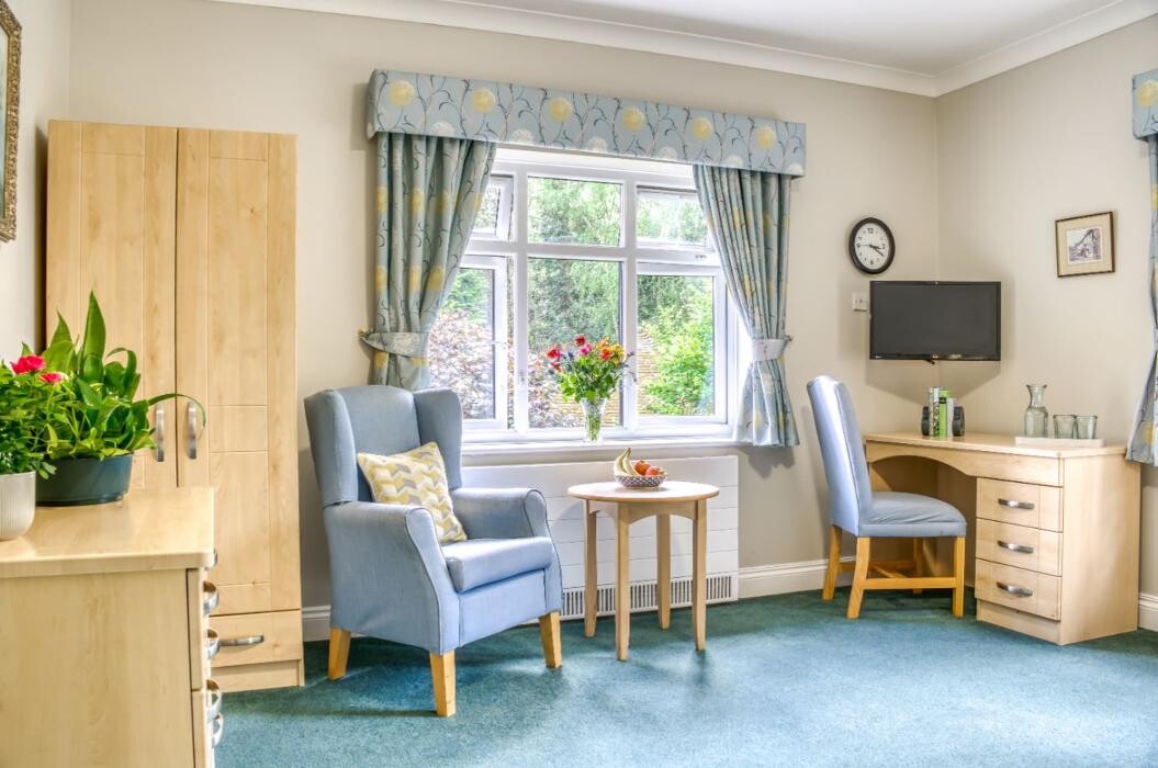 Images Pendean House Care Home - Bupa