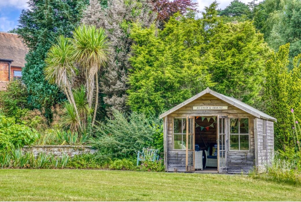 Images Pendean House Care Home - Bupa