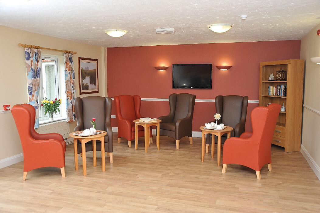 Images Manley Court Care Home - Bupa