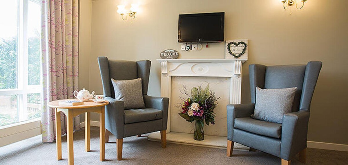 Images Lindley Grange Care Home - Bupa