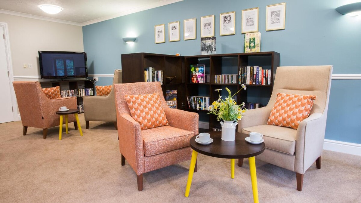 Images Maypole Care Home - Bupa