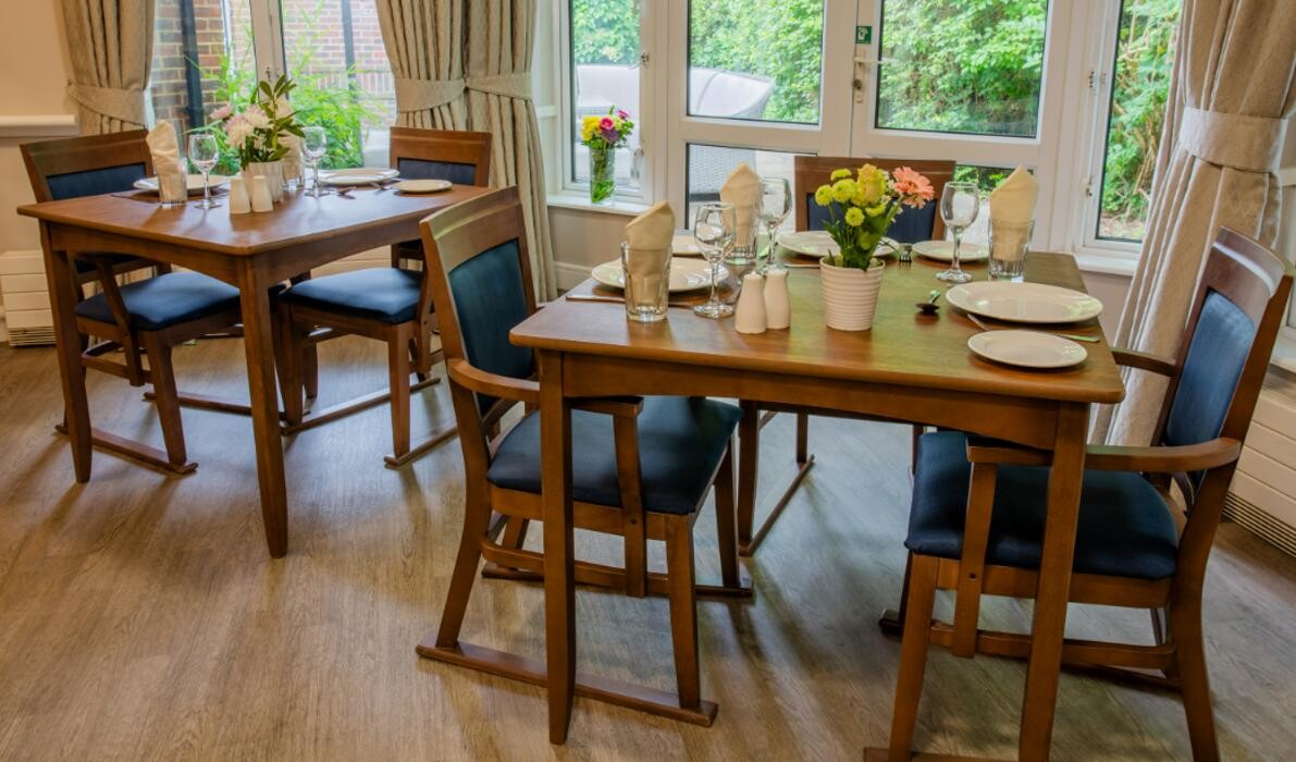 Images Allington Court Care Home - Bupa
