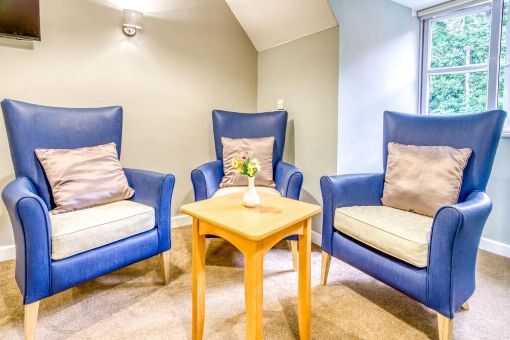 Images The Links Care Home - Bupa