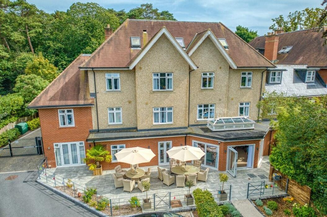 Images The Links Care Home - Bupa