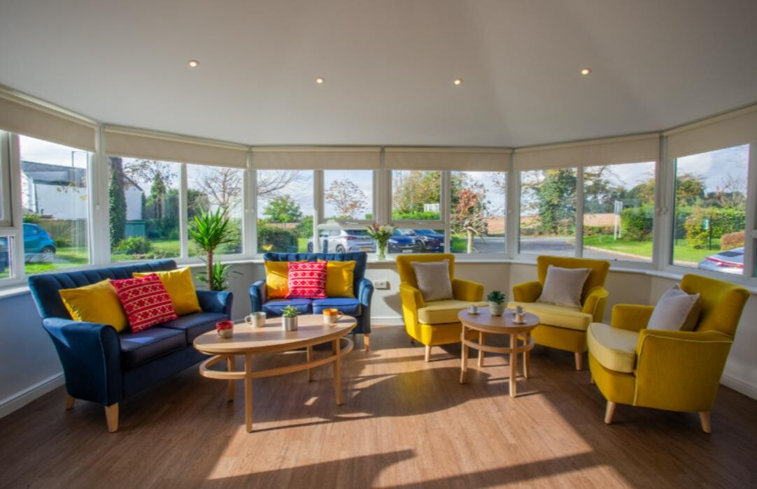 Images Heathbrook House Care Home - Bupa
