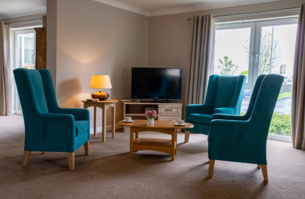 Images Heathbrook House Care Home - Bupa